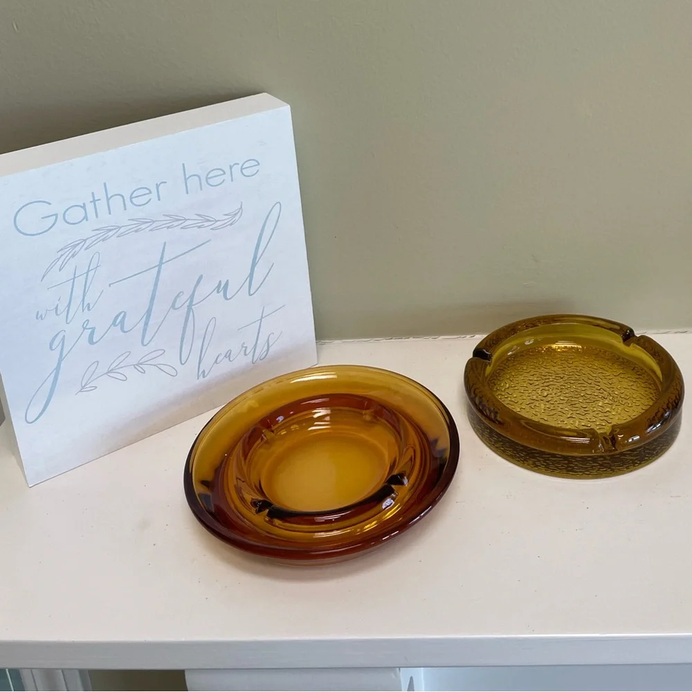 Vintage Ashtrays Beautiful Heavyweight Collectors Set 2 Pc Brown Amber Glass